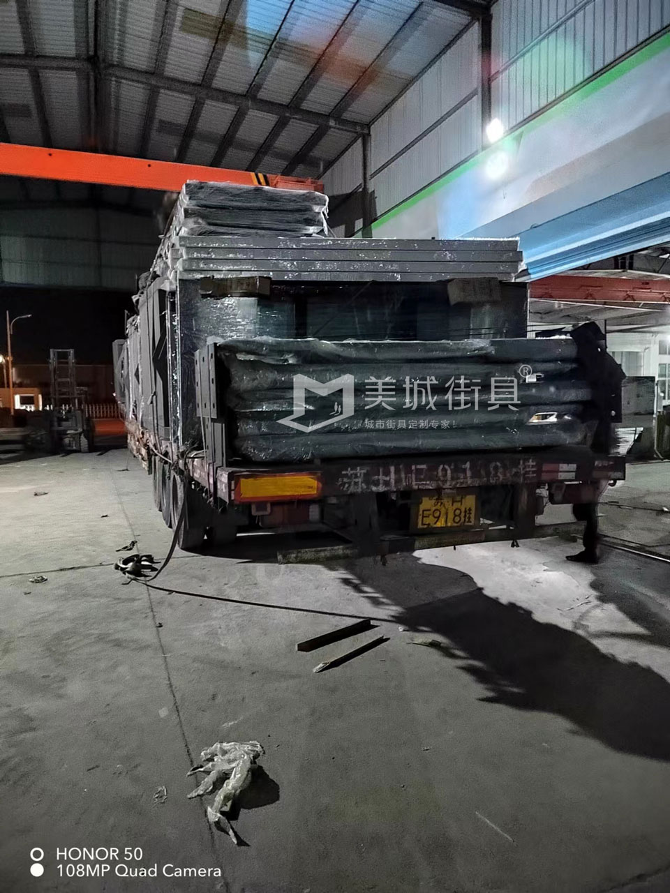 2022.10.18美城街具供應(yīng)臺州第三、四車候車亭發(fā)貨記錄